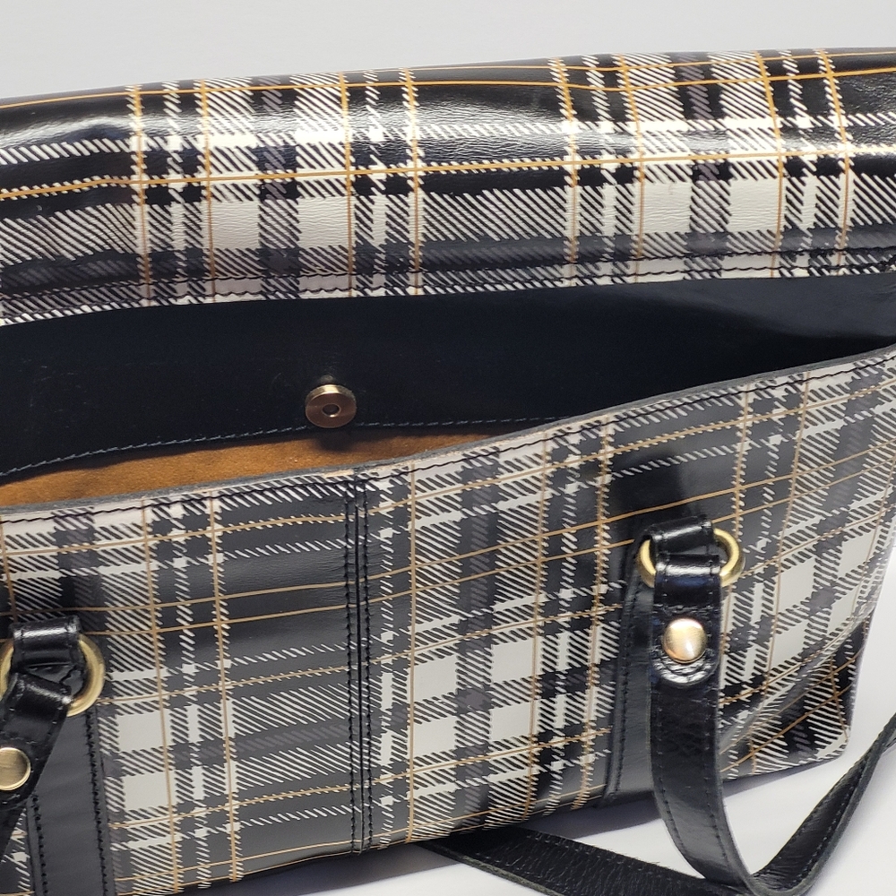 Patricia Nash Leather Shoulder Bag - Picture 4 of 15